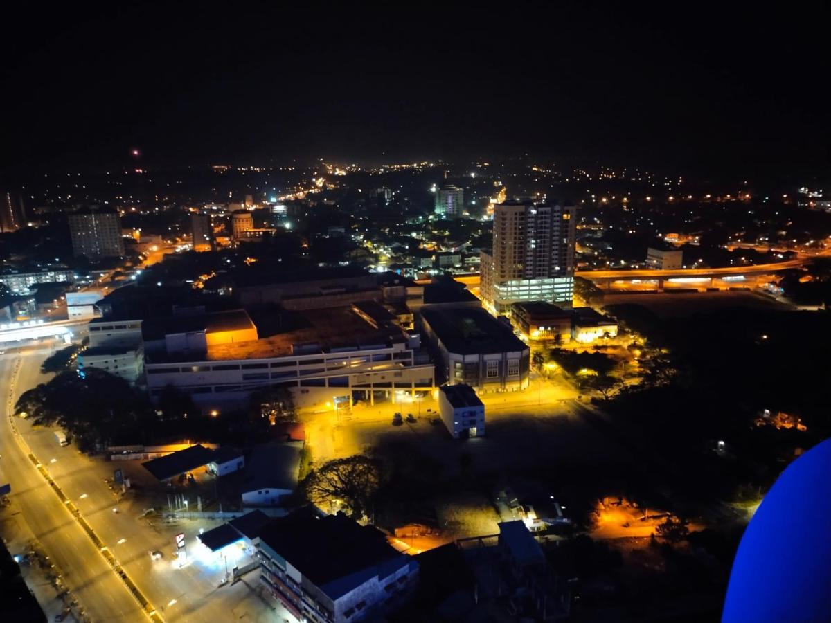 Cmk Troika Apartmen#Free Netflix Kota Bharu Buitenkant foto