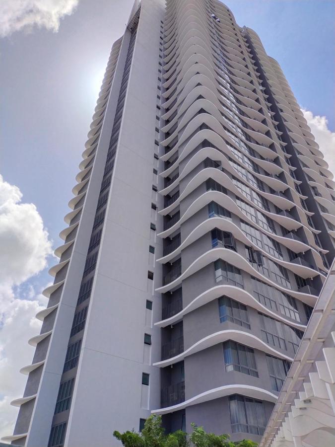 Cmk Troika Apartmen#Free Netflix Kota Bharu Buitenkant foto