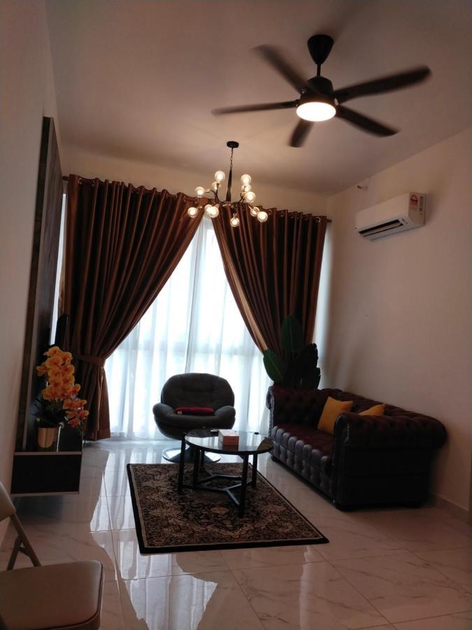 Cmk Troika Apartmen#Free Netflix Kota Bharu Buitenkant foto
