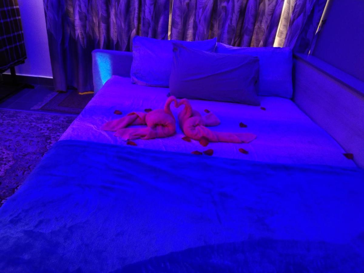 Cmk Troika Apartmen#Free Netflix Kota Bharu Buitenkant foto