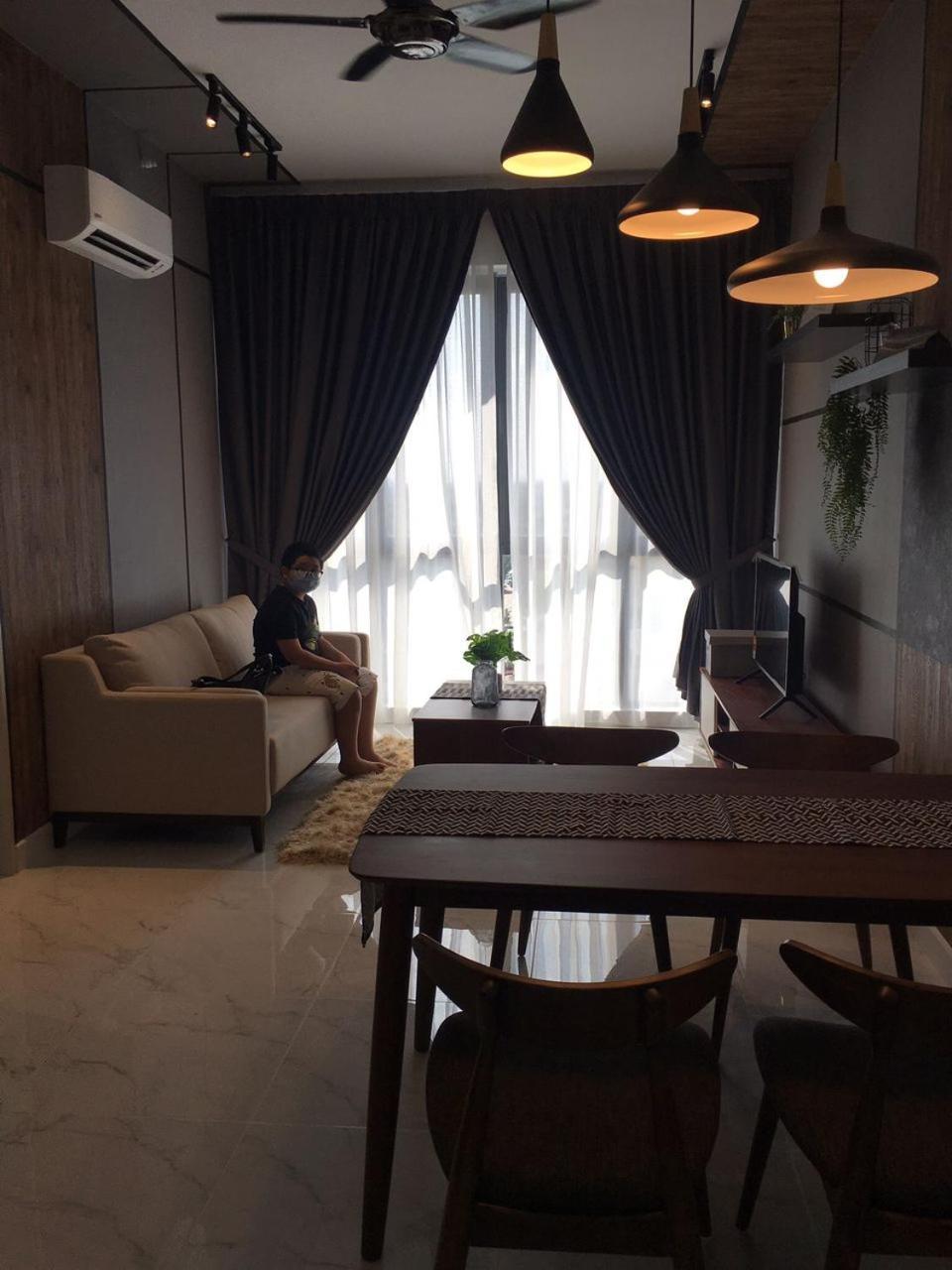 Cmk Troika Apartmen#Free Netflix Kota Bharu Buitenkant foto